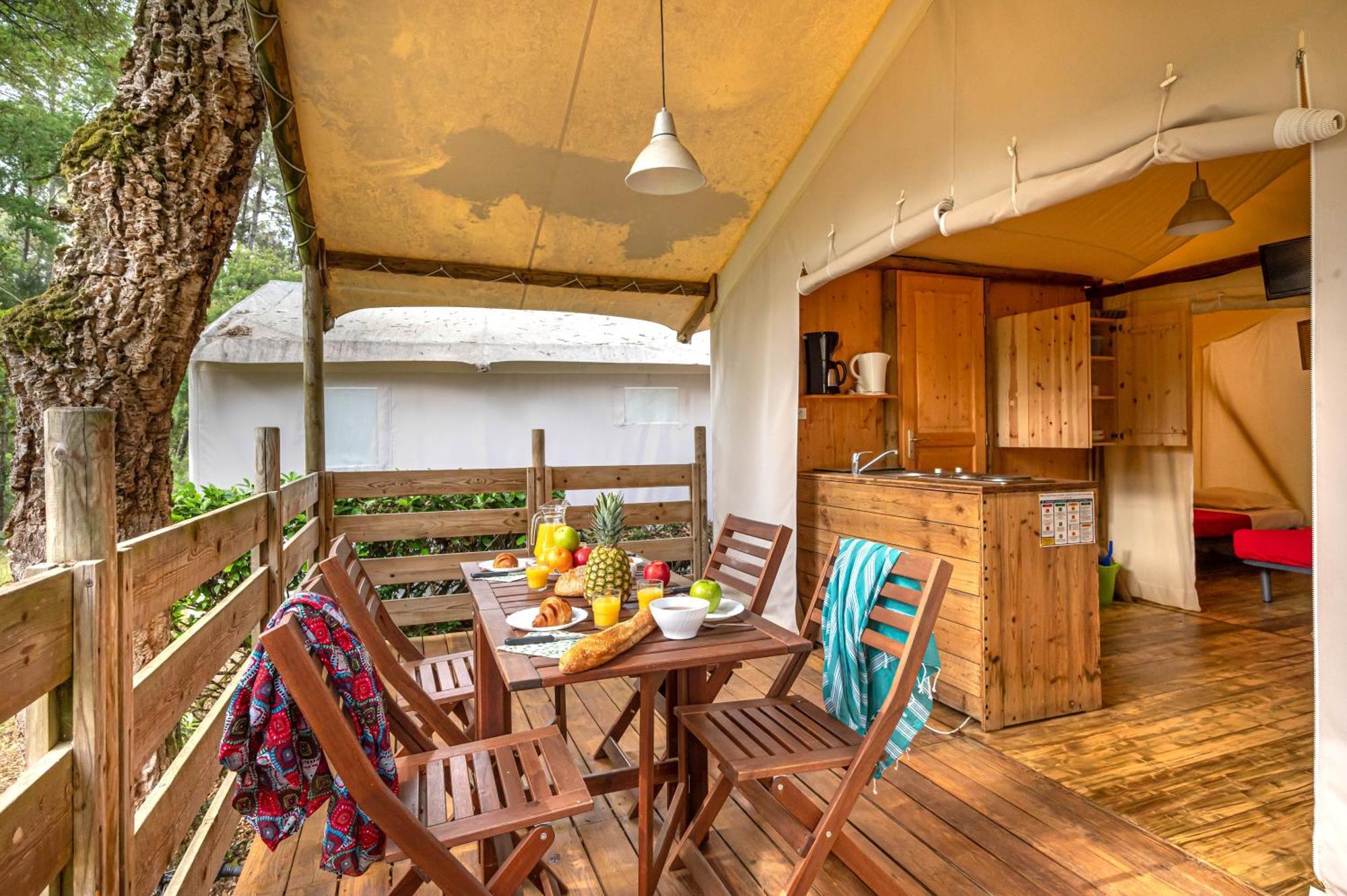 Camping-Village Vacances Les Deux Etangs Seignosse Exteriör bild